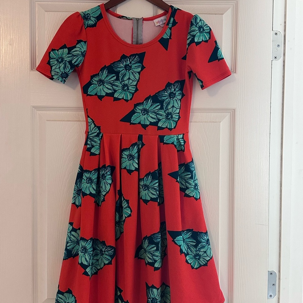 Lularoe Amelia XXS Floral Red and Green Dress